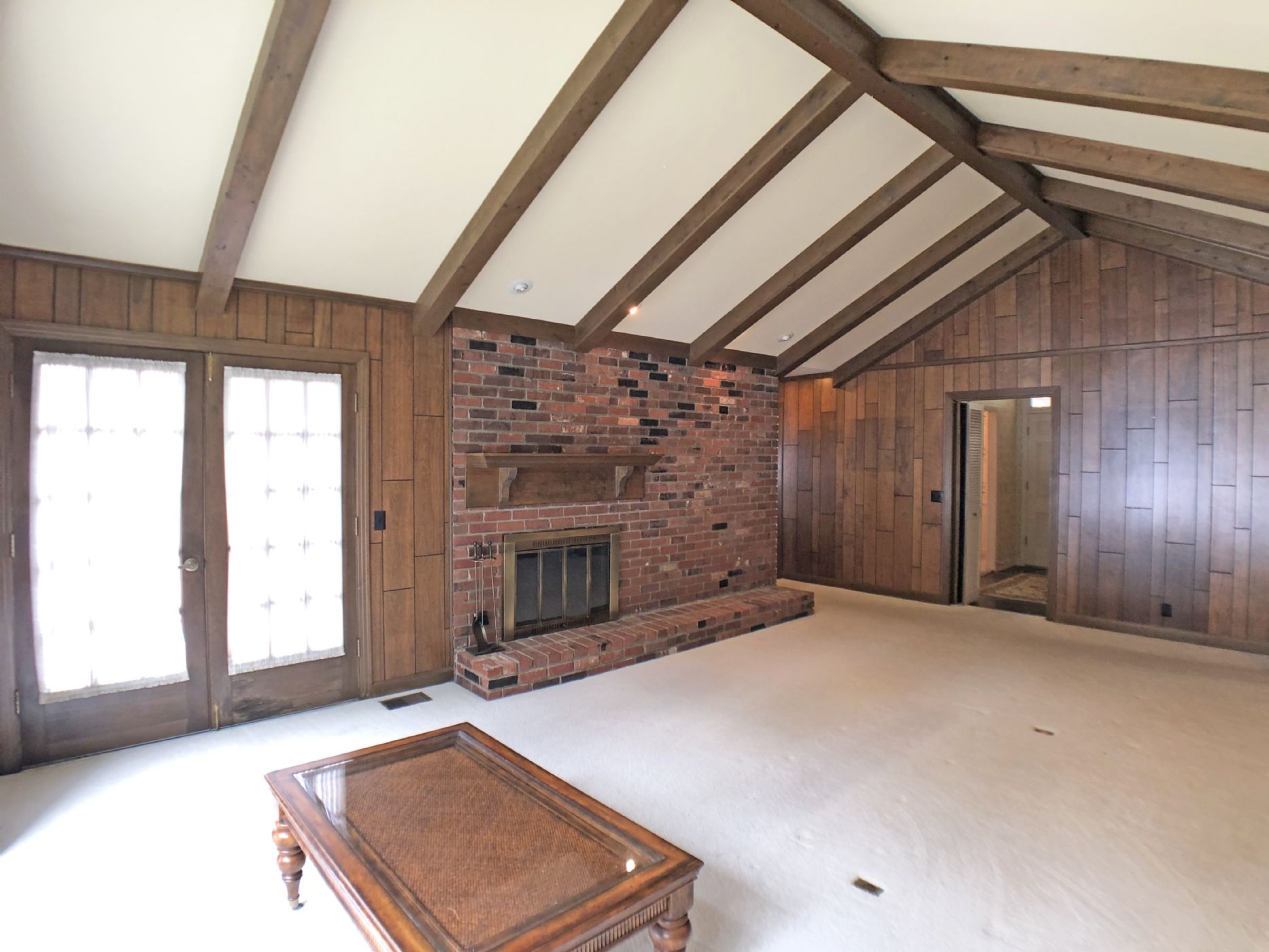 Fantastic Great Room w/ Fireplace & Lake View Fantastic Great Room w/ Fireplace & Lake View